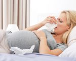 Что делать если заложило нос при беременности?